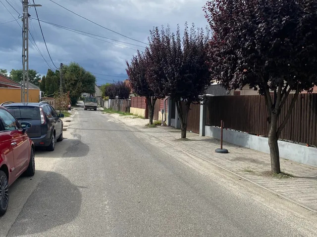 Eladó kereskedelmi és ipari ingatlan Szigethalom 780 nm