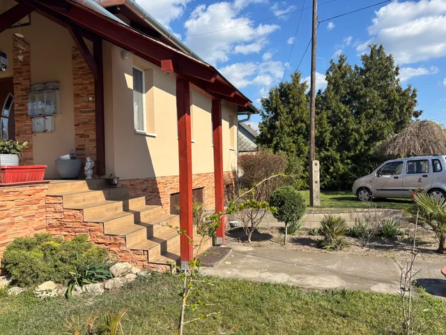 Eladó ház Dömsöd 95 nm