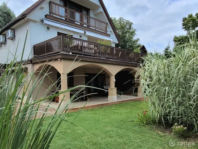 Eladó ház Zamárdi, Fürdőtelep 158 nm