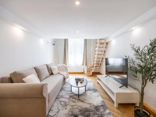 Eladó lakás Budapest VI. kerület, Podmaniczky u. 16 100 nm