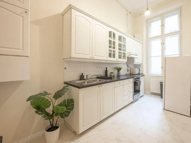 Eladó lakás Budapest VI. kerület, Teréz krt. 8 68 nm