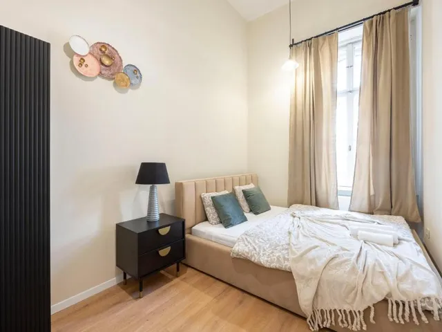 Eladó lakás Budapest VI. kerület 68 nm