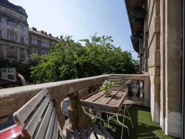 Eladó lakás Budapest VI. kerület, Teréz krt. 7 87 nm