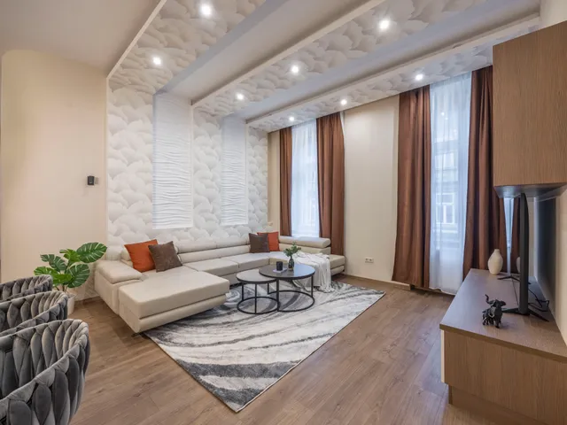 Eladó lakás Budapest VI. kerület 153 nm