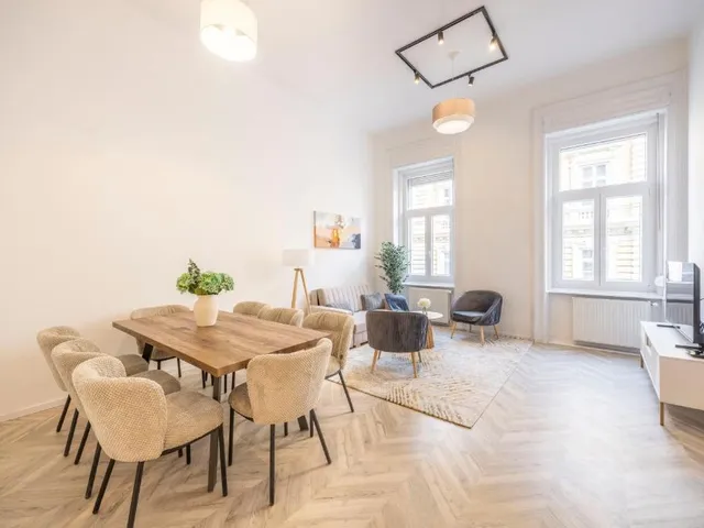 Eladó lakás Budapest VI. kerület 84 nm