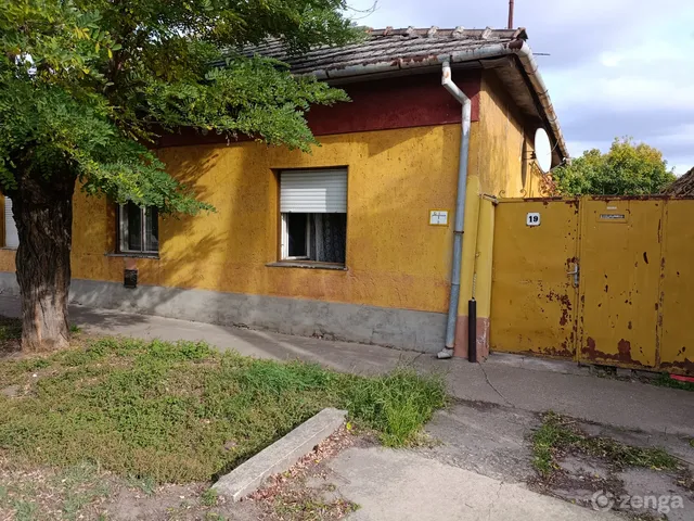 Eladó ház Csongrád, Attila utca 19. 64 nm
