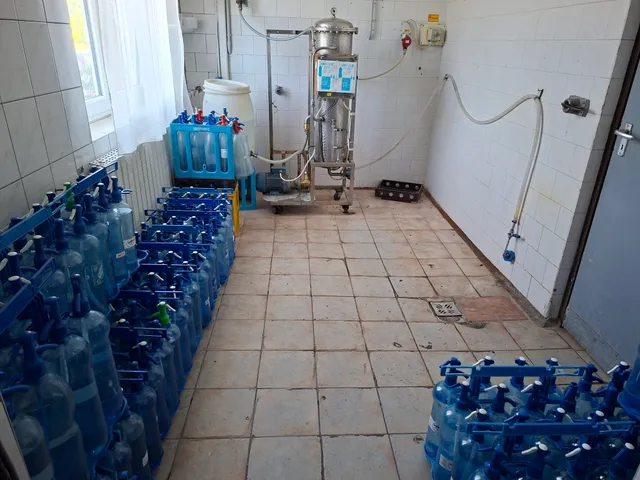 Eladó kereskedelmi és ipari ingatlan Miskolc, Győri kapu 200 nm