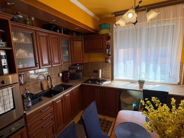 Eladó lakás Miskolc, Belváros 75 nm