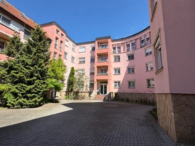 Eladó lakás Miskolc, Belváros 75 nm