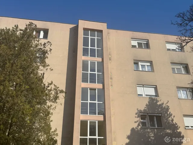 Eladó lakás Százhalombatta 45 nm