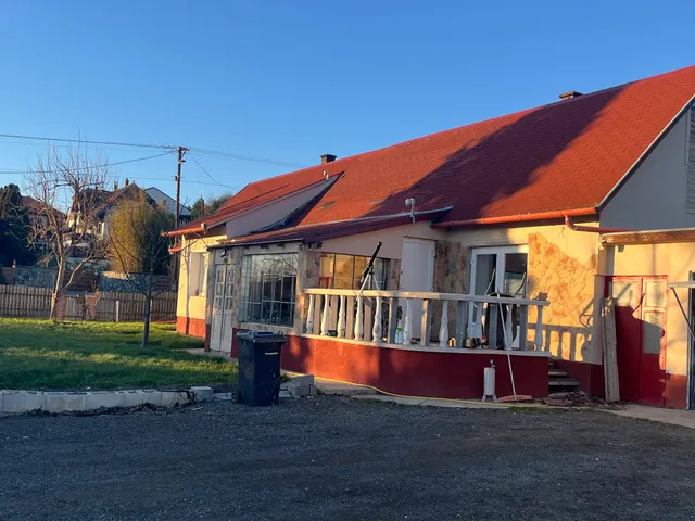 Eladó ház Vonyarcvashegy 103 nm