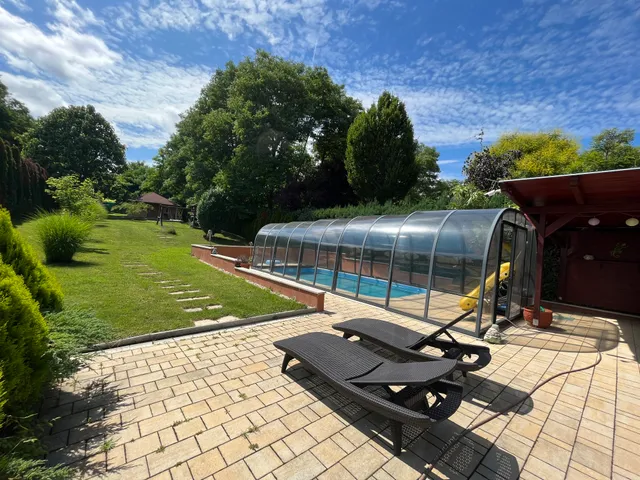 Eladó ház Alsópáhok 270 nm