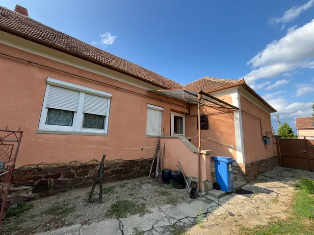 Eladó ház Jánosháza 110 nm