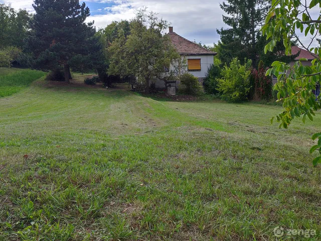 Eladó ház Gyermely 80 nm