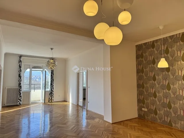 Kiadó lakás Budapest II. kerület 131 nm
