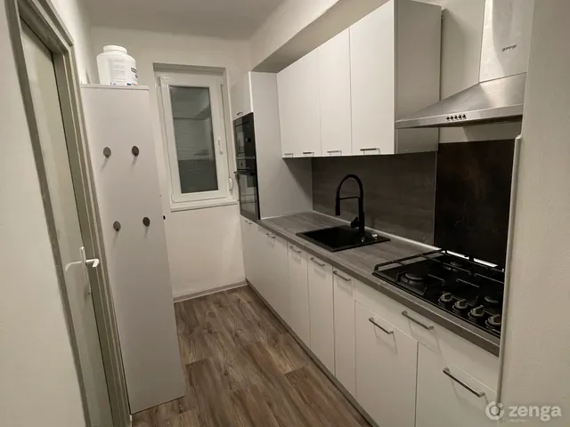 Eladó lakás Tapolca, Dobó István-lakótelep, Lesence 60 nm