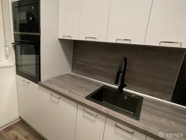 Eladó lakás Tapolca, Dobó István-lakótelep 60 nm