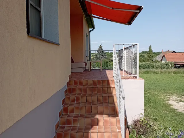 Eladó ház Csajág 148 nm