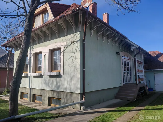 Eladó ház Debrecen, Homokkert 140 nm