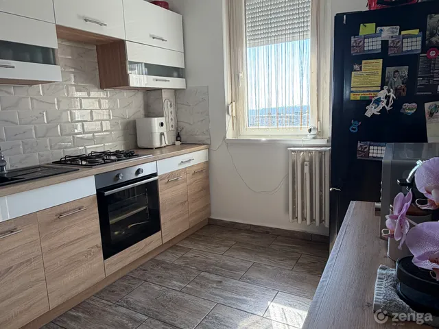 Eladó lakás Százhalombatta, Déli lakótelep 53 nm