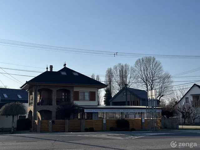 Eladó ház Szántód 150 nm