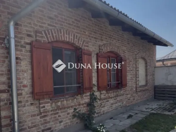 Eladó ház Bátaszék 110 nm