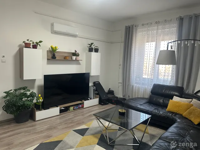 Eladó lakás Dunaújváros, Technikum városrész 52 nm