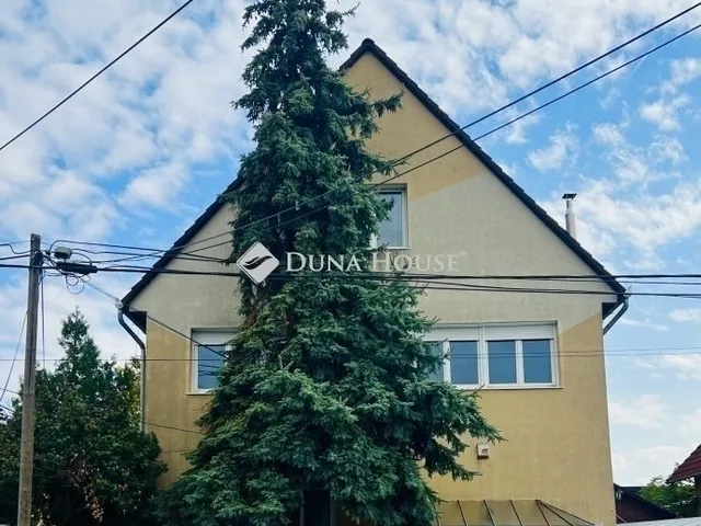 Eladó ház Gyál 240 nm