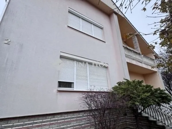 Eladó ház Vecsés 201 nm