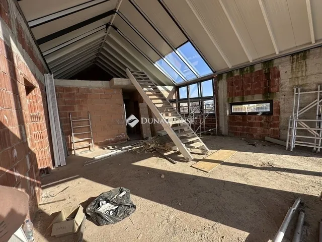 Eladó ház Budapest XVIII. kerület 420 nm