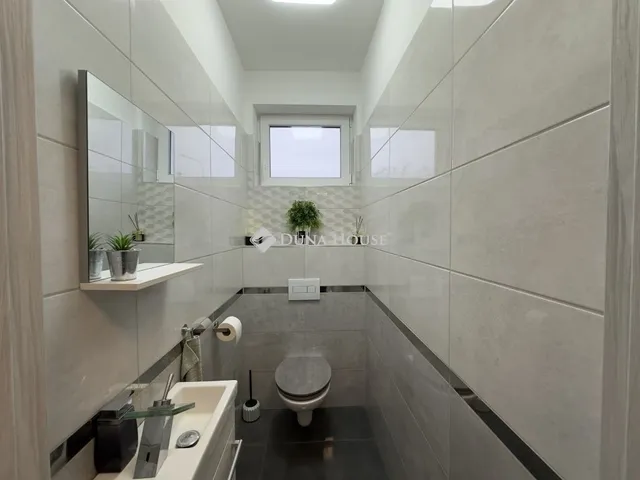 Eladó ház Budapest XVII. kerület 131 nm