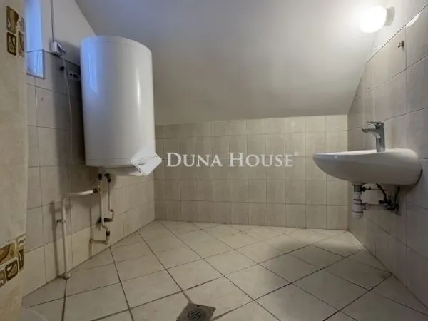 Eladó ház Gyál 220 nm