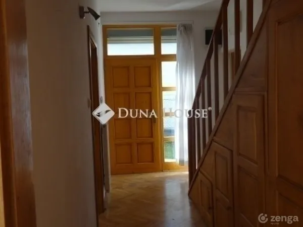 Eladó ház Budapest XVIII. kerület 265 nm