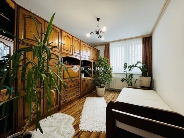 Eladó ház Monor 190 nm