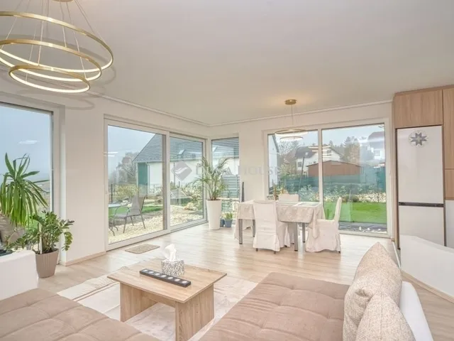 Eladó ház Solymár 146 nm