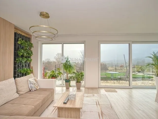 Eladó ház Solymár 146 nm