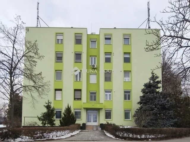 Eladó lakás Budapest XXI. kerület 70 nm