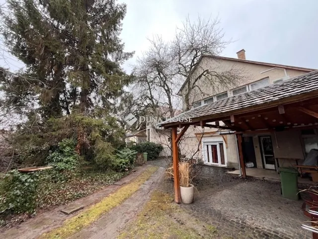 Eladó ház Budapest XXI. kerület 240 nm