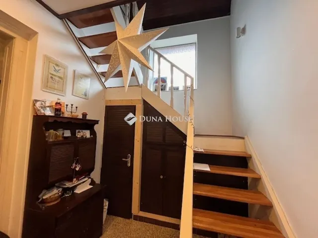 Eladó ház Budapest XXI. kerület 240 nm