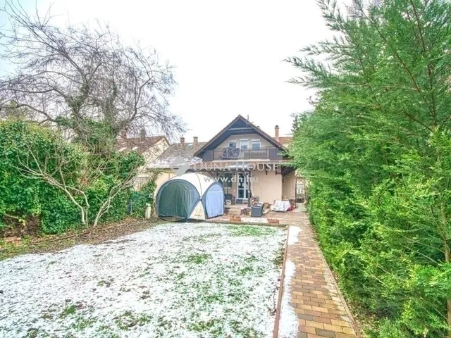 Eladó ház Budapest XIX. kerület 180 nm