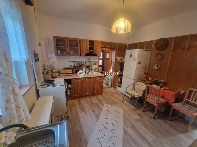 Eladó ház Üllő 114 nm