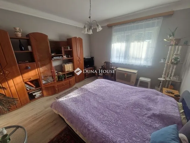 Eladó ház Üllő 114 nm