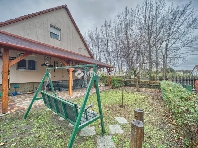 Eladó ház Budapest XVIII. kerület 270 nm