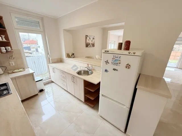 Eladó ház Budapest XVIII. kerület 239 nm