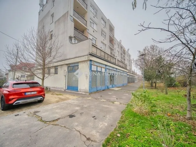 Eladó kereskedelmi és ipari ingatlan Budapest XIX. kerület 169 nm