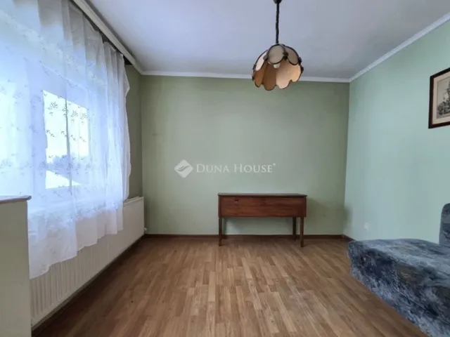 Eladó ház Gyömrő 213 nm