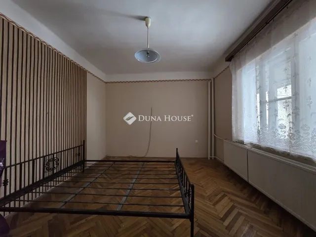 Eladó ház Gyömrő 213 nm