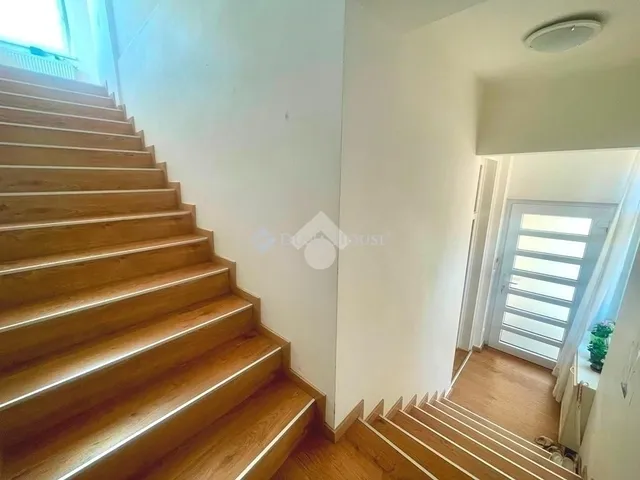 Eladó ház Budapest X. kerület, Felsőrákos 150 nm