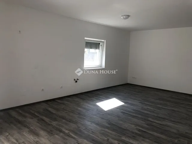 Eladó lakás Budapest XXIII. kerület, Soroksár-Újtelep 60 nm