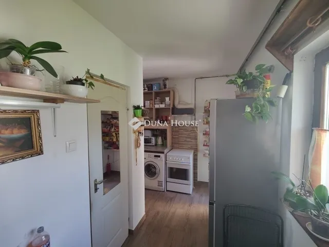 Eladó ház Úri 86 nm